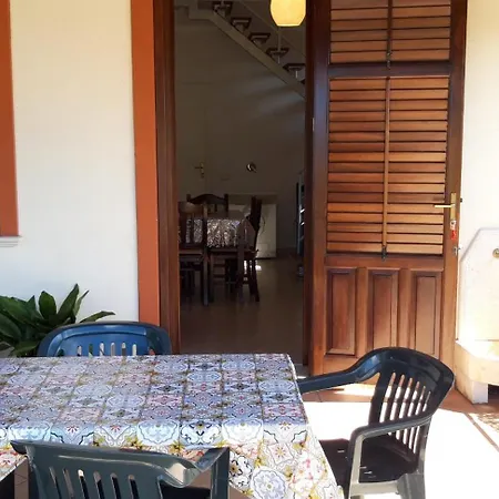 Appartement I Mennuli